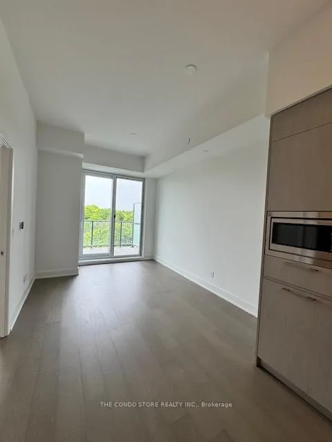 Photo 4 of Unit 709, 8 Manor Road W, Toronto, Yonge-Eglinton — HOMEH