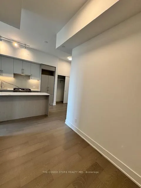 Photo 8 of Unit 709, 8 Manor Road W, Toronto, Yonge-Eglinton — HOMEH