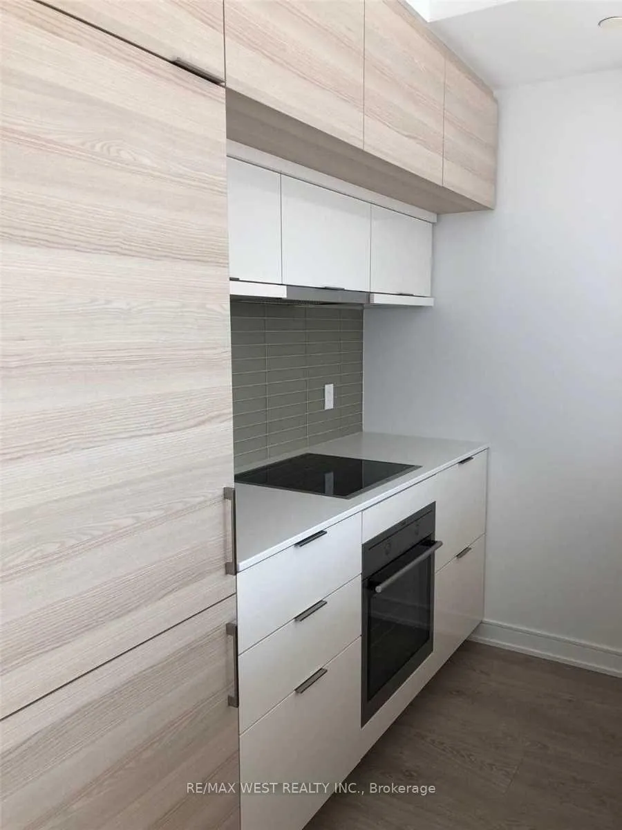 Photo 3 of Unit 3501, 88 Scott Street, Toronto, Waterfront Communities — HOMEH