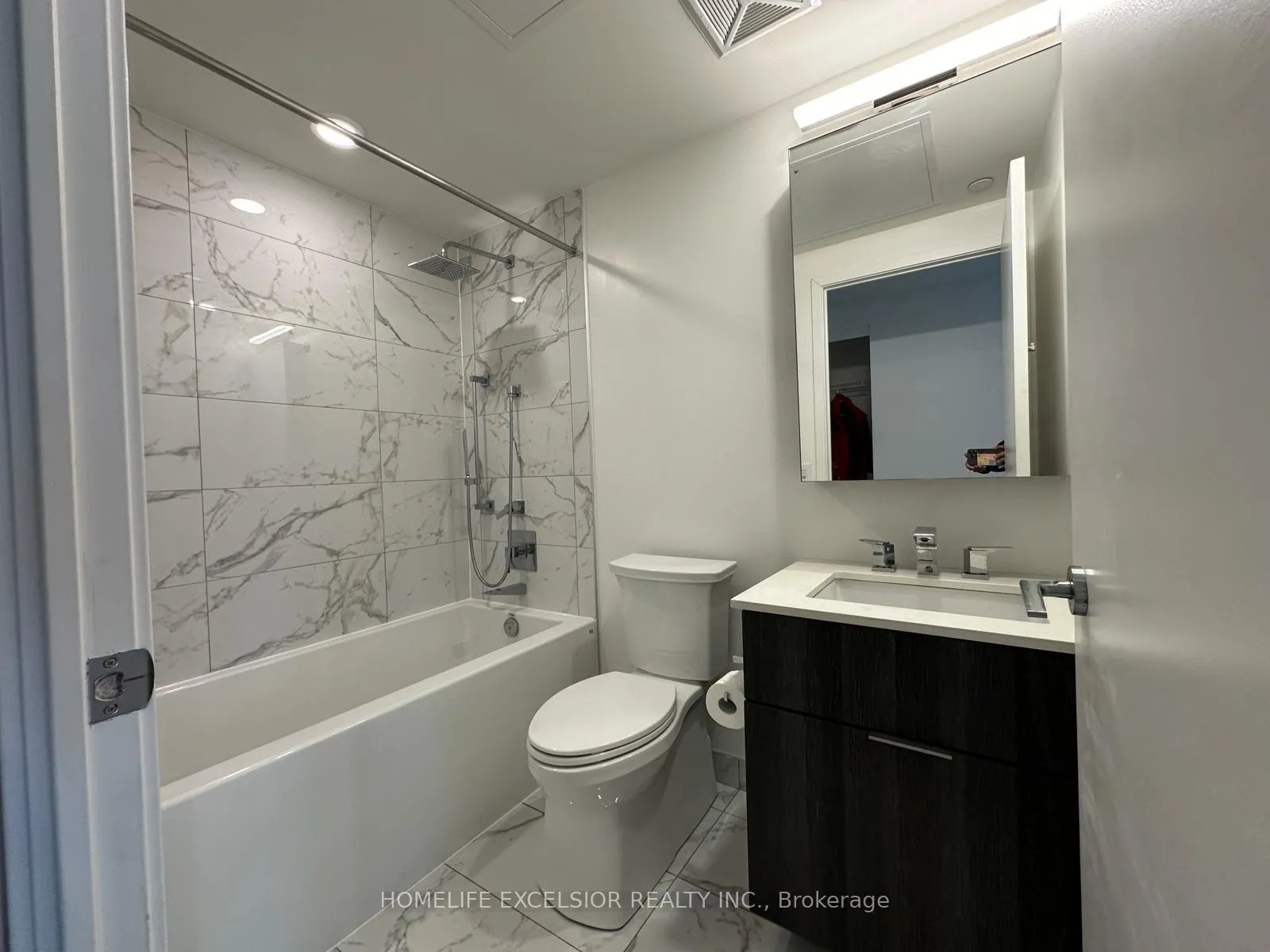 Photo 12 of Unit 2014, 25 Richmond Street E, Toronto, Church-Yonge Corridor — HOMEH