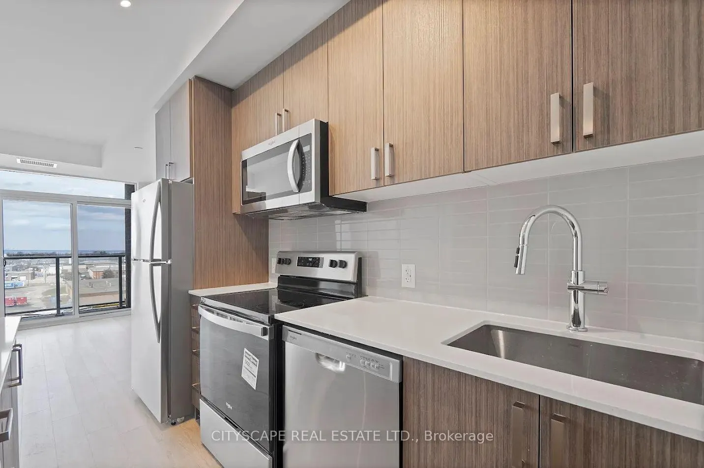 Photo 7 of Unit 1309, 2782 Barton Street E, Hamilton, Riverdale — HOMEH