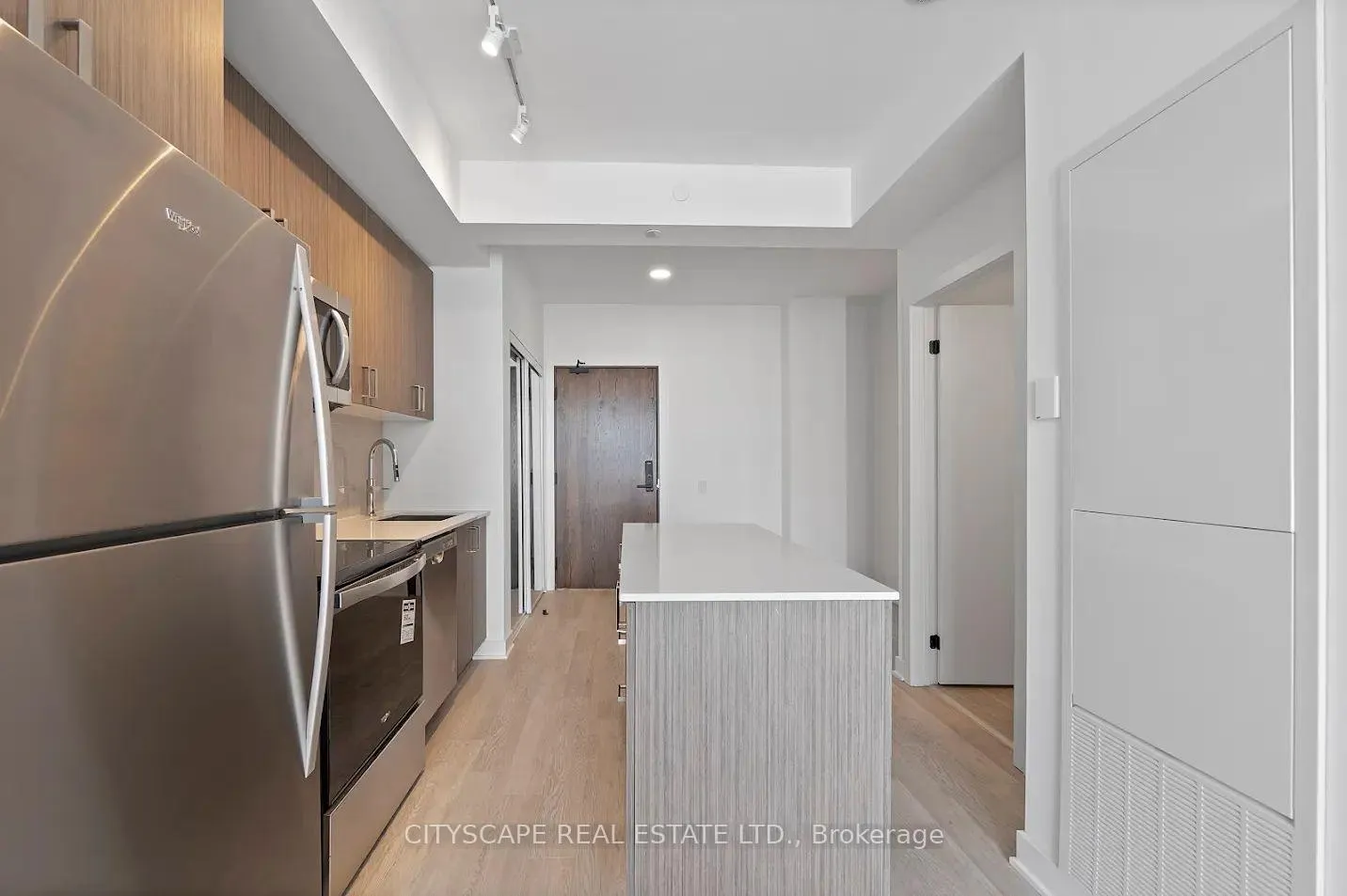 Photo 8 of Unit 1309, 2782 Barton Street E, Hamilton, Riverdale — HOMEH