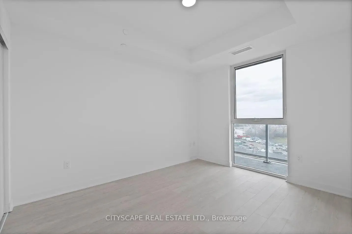 Photo 16 of Unit 1309, 2782 Barton Street E, Hamilton, Riverdale — HOMEH