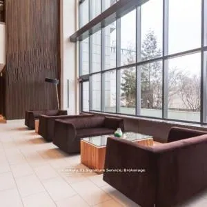 Photo 4 of Unit PH18, 35 Brian Peck Crescent, Toronto, Thorncliffe Park — HOMEH