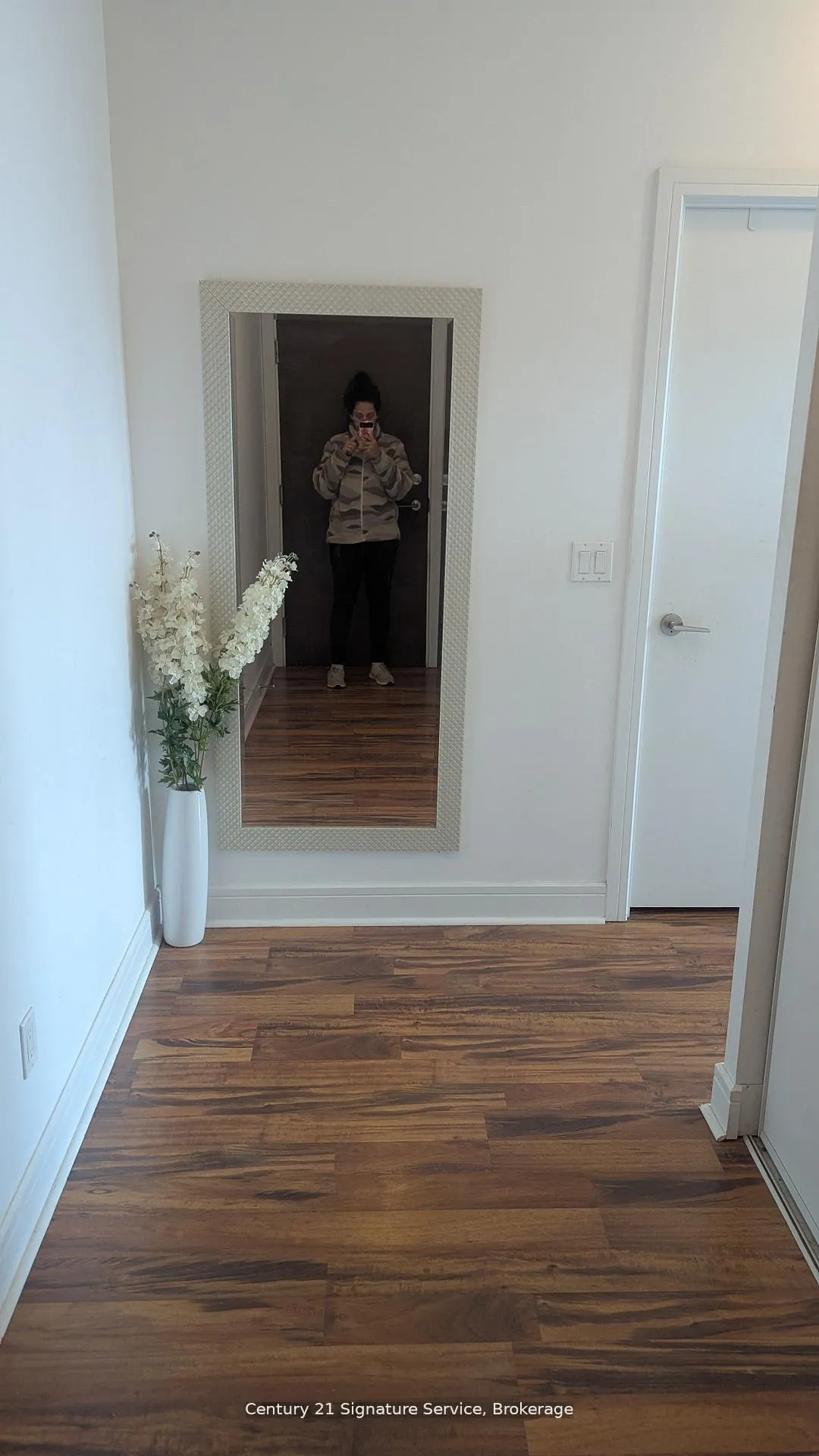 Photo 8 of Unit PH18, 35 Brian Peck Crescent, Toronto, Thorncliffe Park — HOMEH