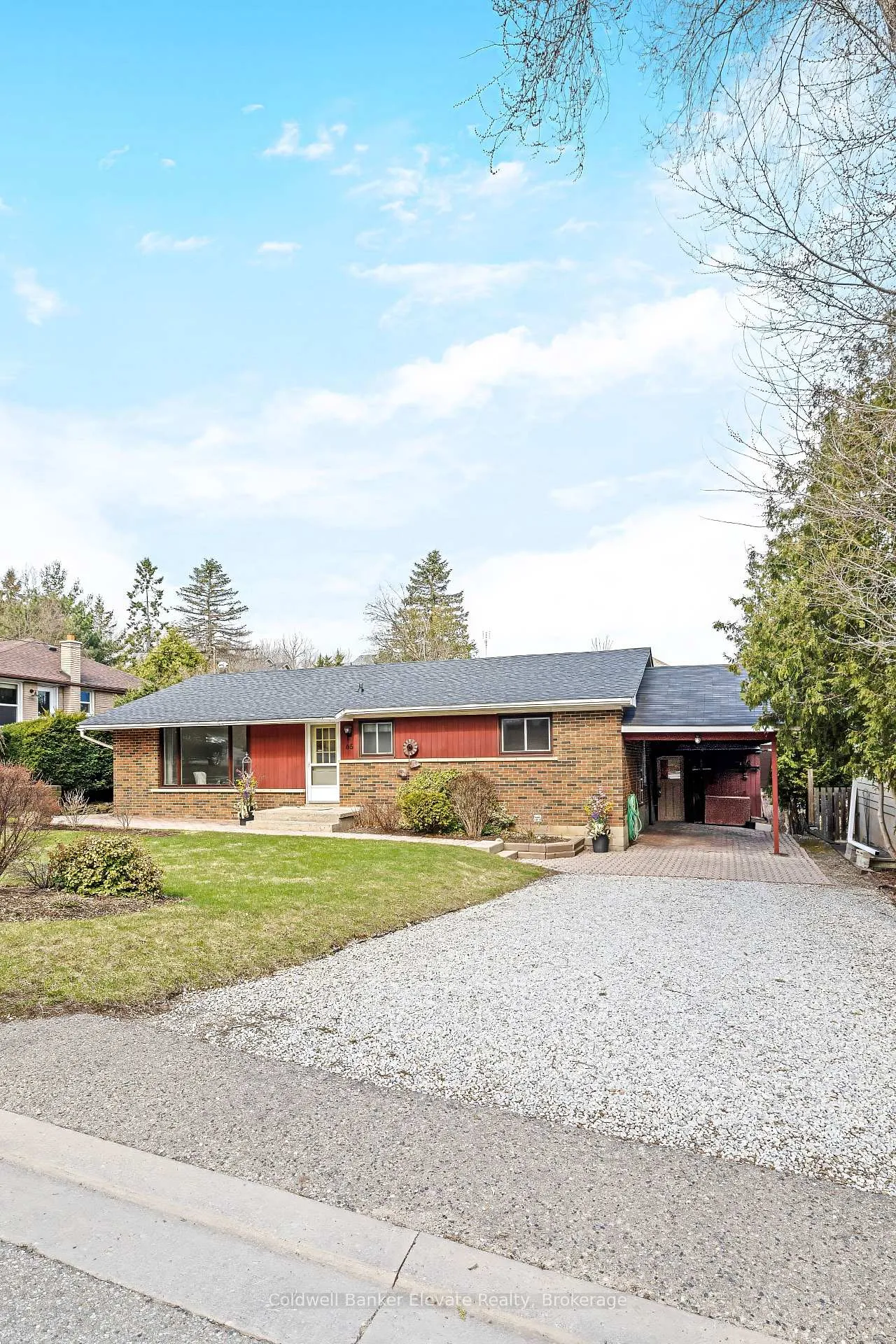 Photo 7 of 65 John Street, Halton Hills, Georgetown — HOMEH