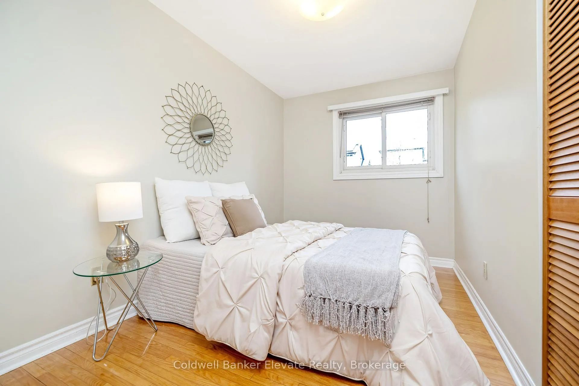 Photo 24 of 65 John Street, Halton Hills, Georgetown — HOMEH
