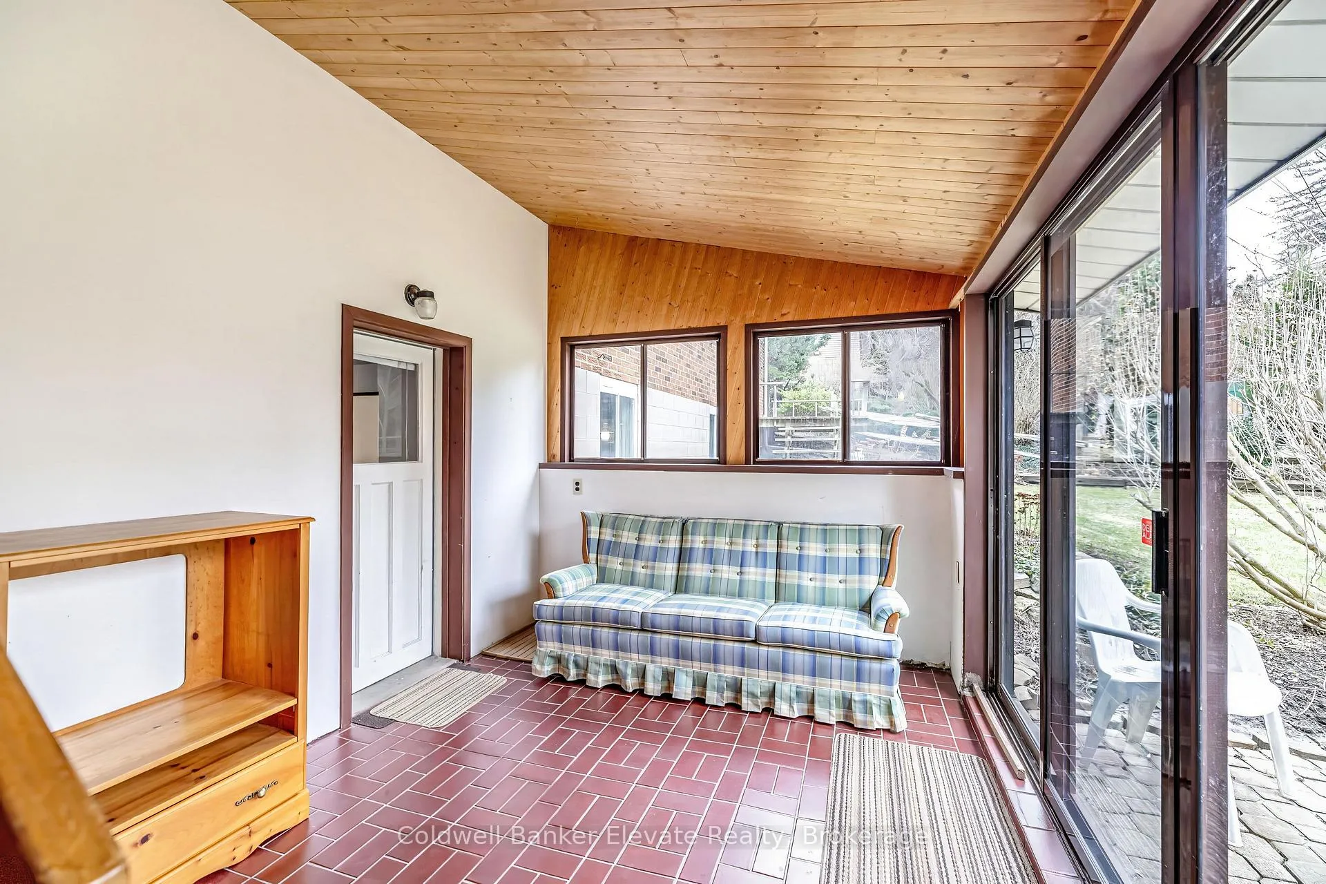 Photo 31 of 65 John Street, Halton Hills, Georgetown — HOMEH