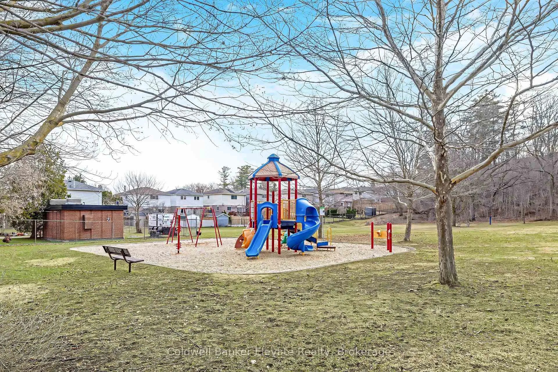 Photo 39 of 65 John Street, Halton Hills, Georgetown — HOMEH