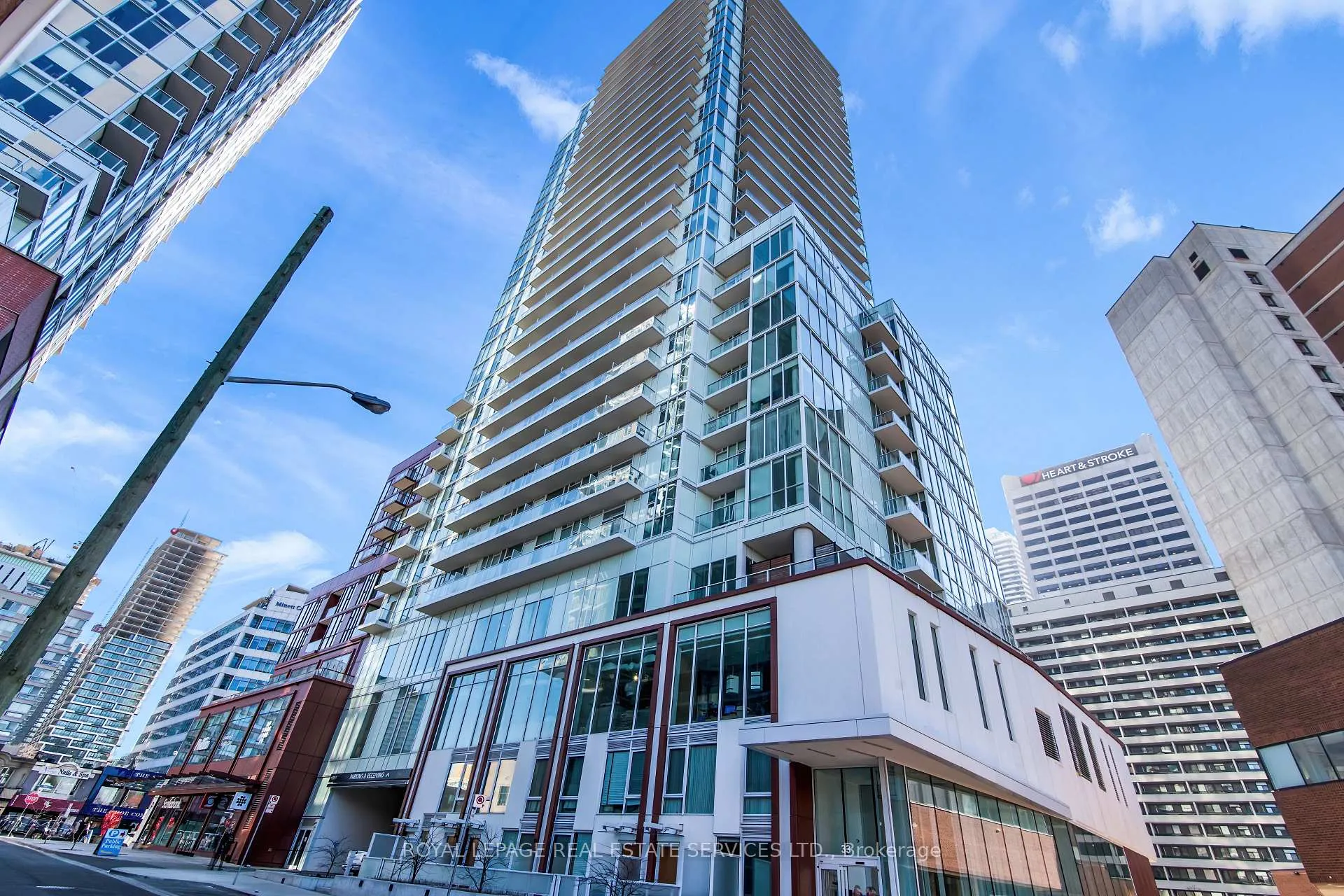 Photo 1 of Unit 1703, 33 Helendale Avenue, Toronto, Yonge-Eglinton — HOMEH