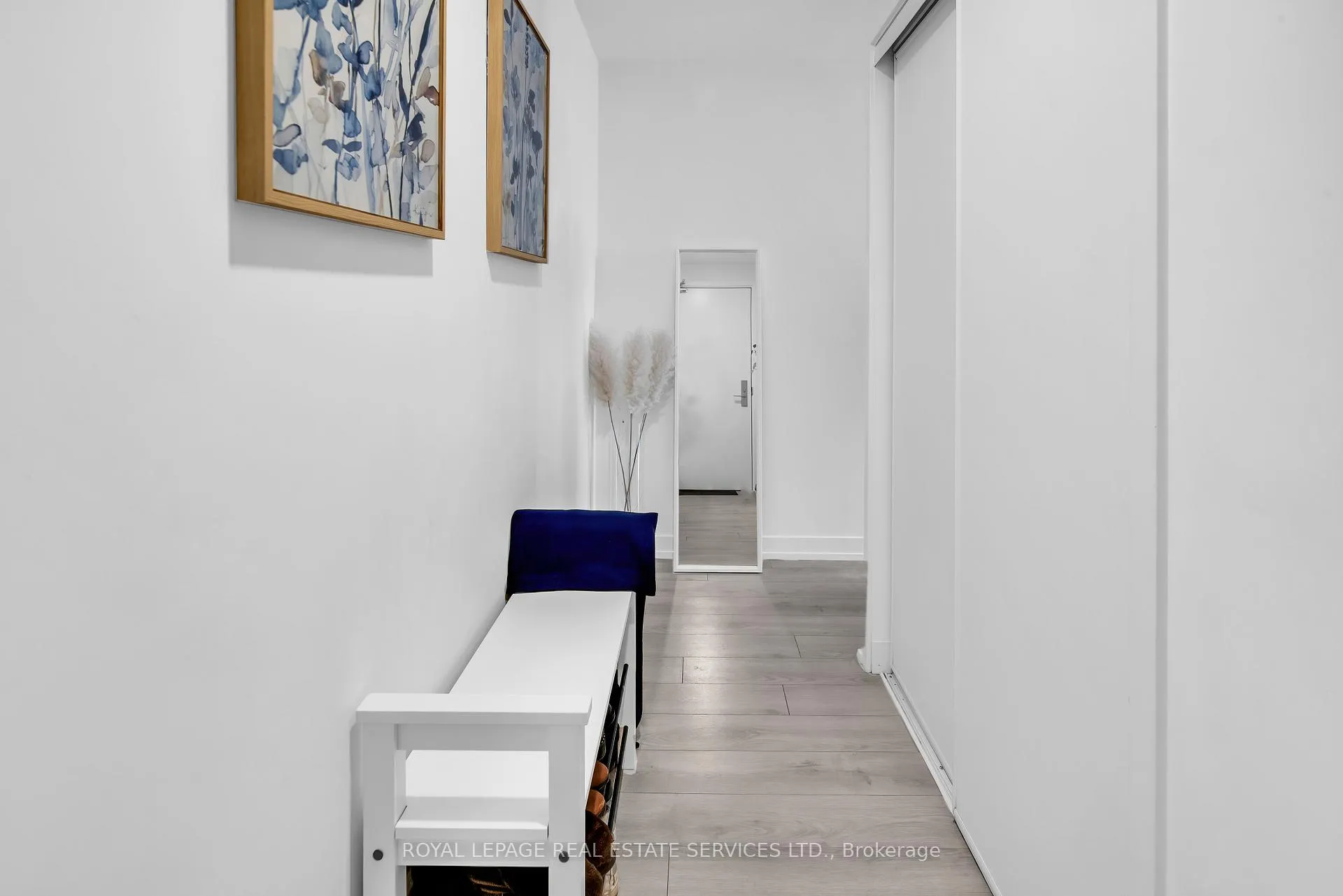 Photo 2 of Unit 1703, 33 Helendale Avenue, Toronto, Yonge-Eglinton — HOMEH
