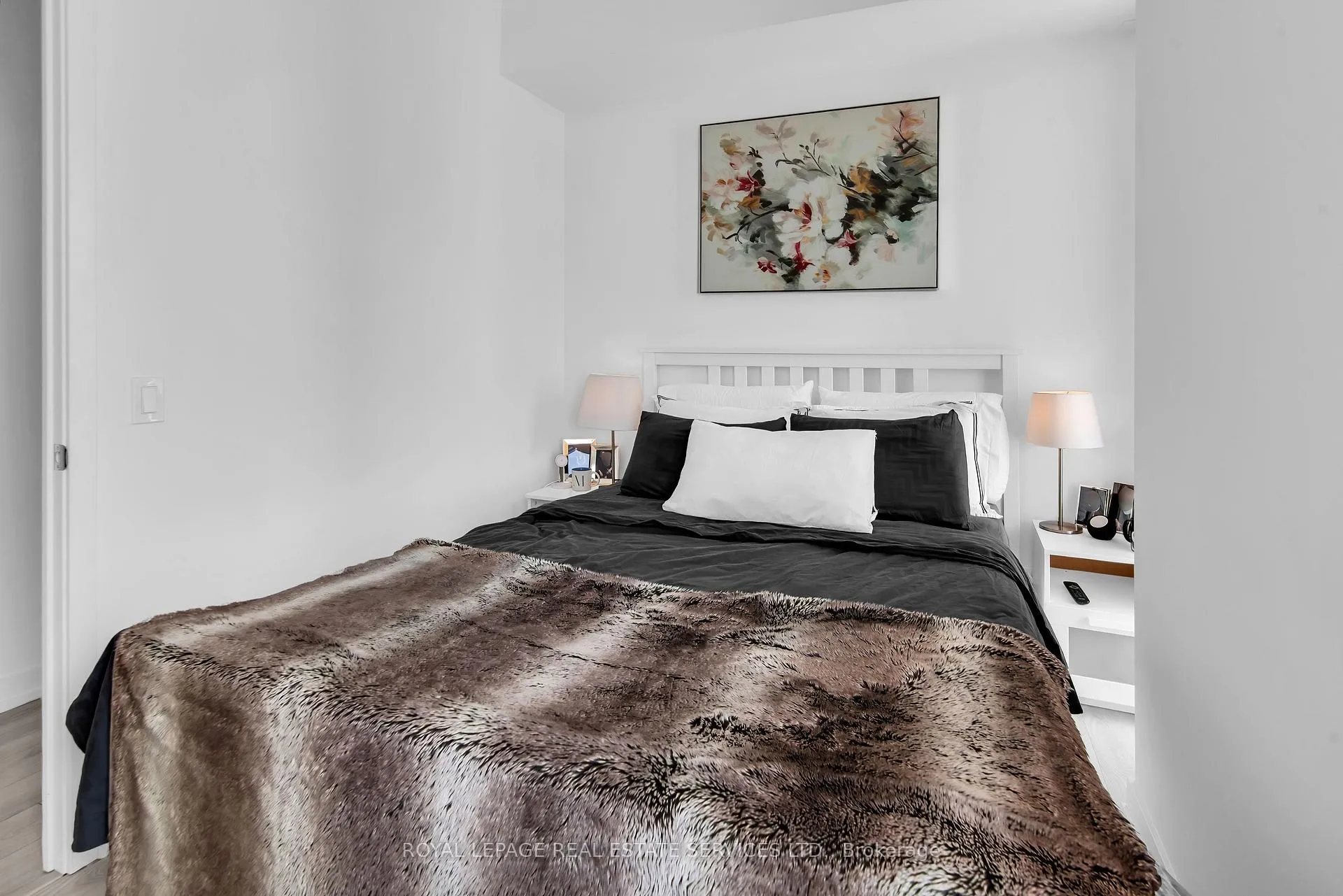 Photo 26 of Unit 1703, 33 Helendale Avenue, Toronto, Yonge-Eglinton — HOMEH