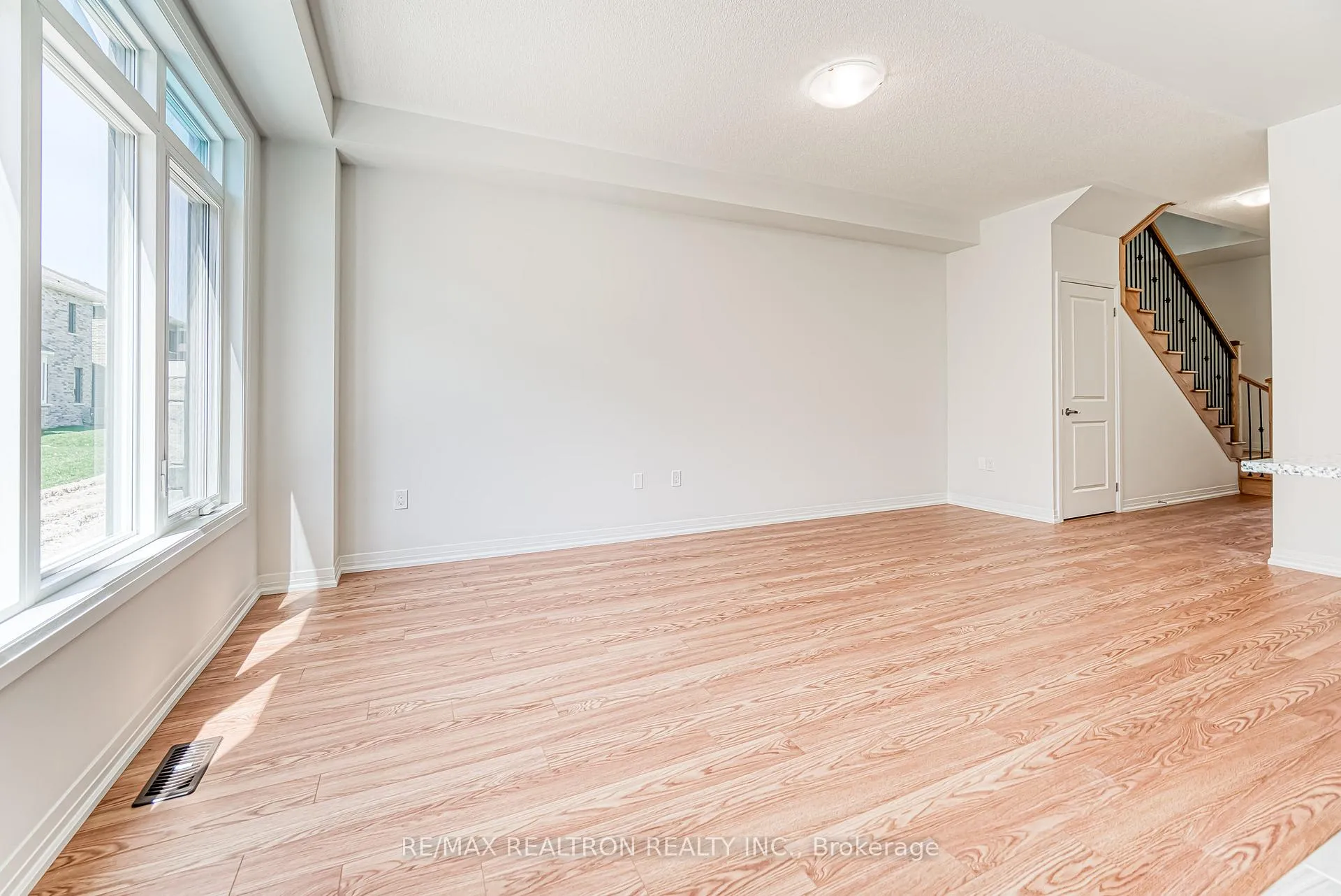 Photo 13 of 3042 Sideline 16 Road, Pickering, Rural Pickering — HOMEH