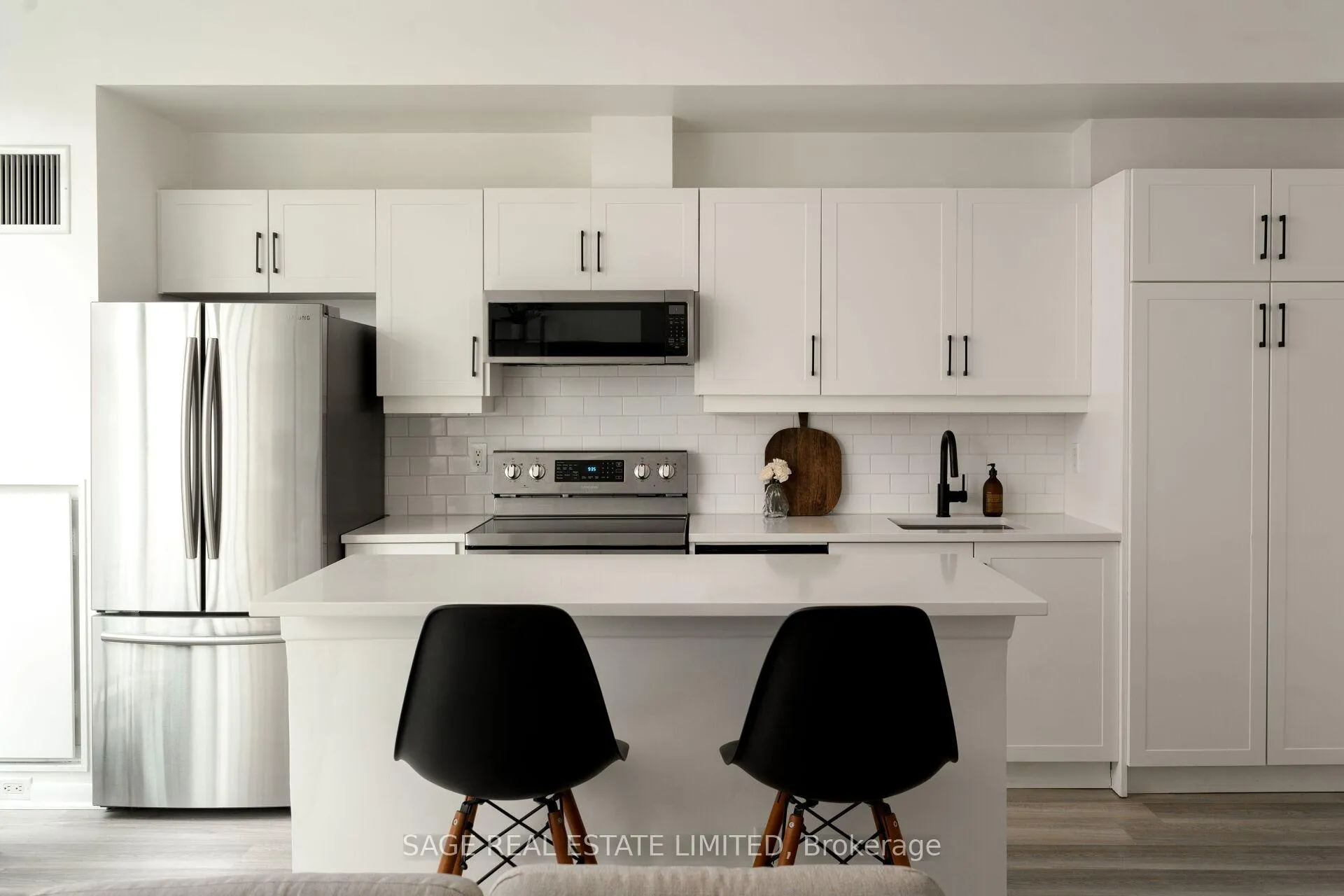 Photo 7 of Unit 717, 333 Adelaide Street, Toronto, Moss Park — HOMEH