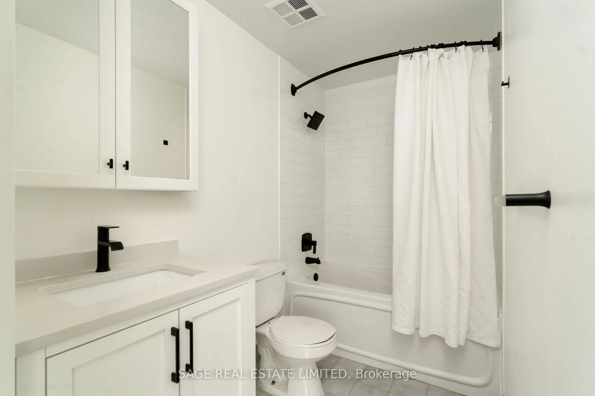 Photo 14 of Unit 717, 333 Adelaide Street, Toronto, Moss Park — HOMEH