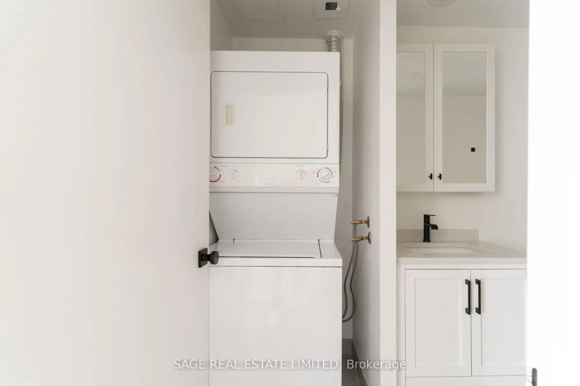 Photo 15 of Unit 717, 333 Adelaide Street, Toronto, Moss Park — HOMEH