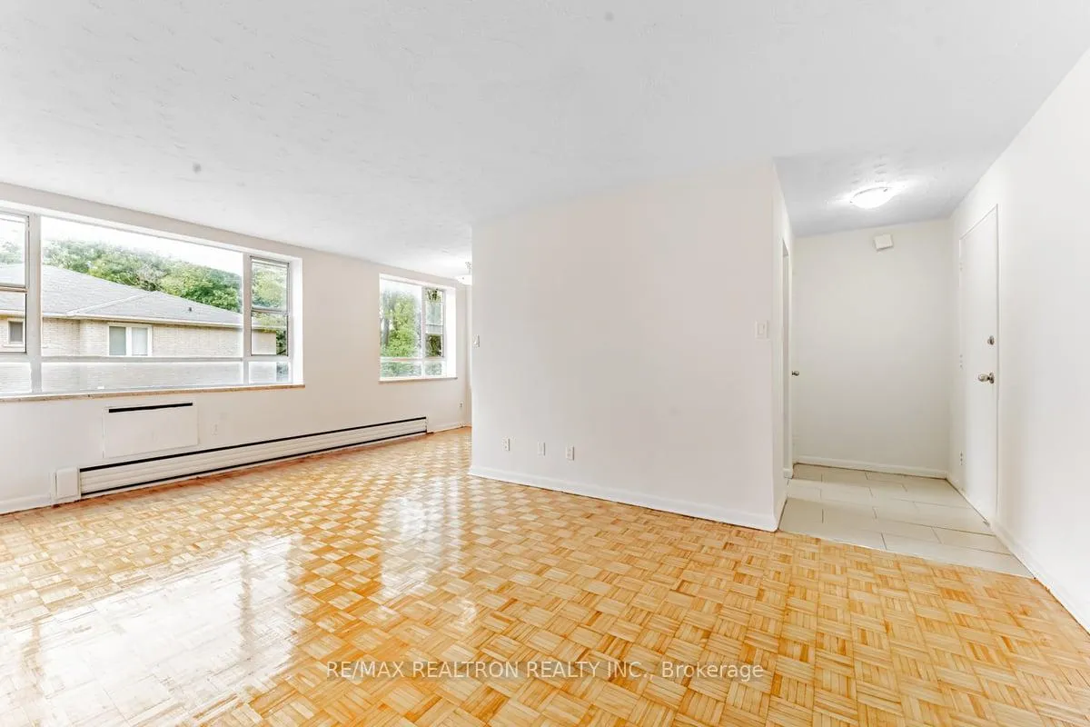 Front of Unit 203, 2895 Bathurst Street