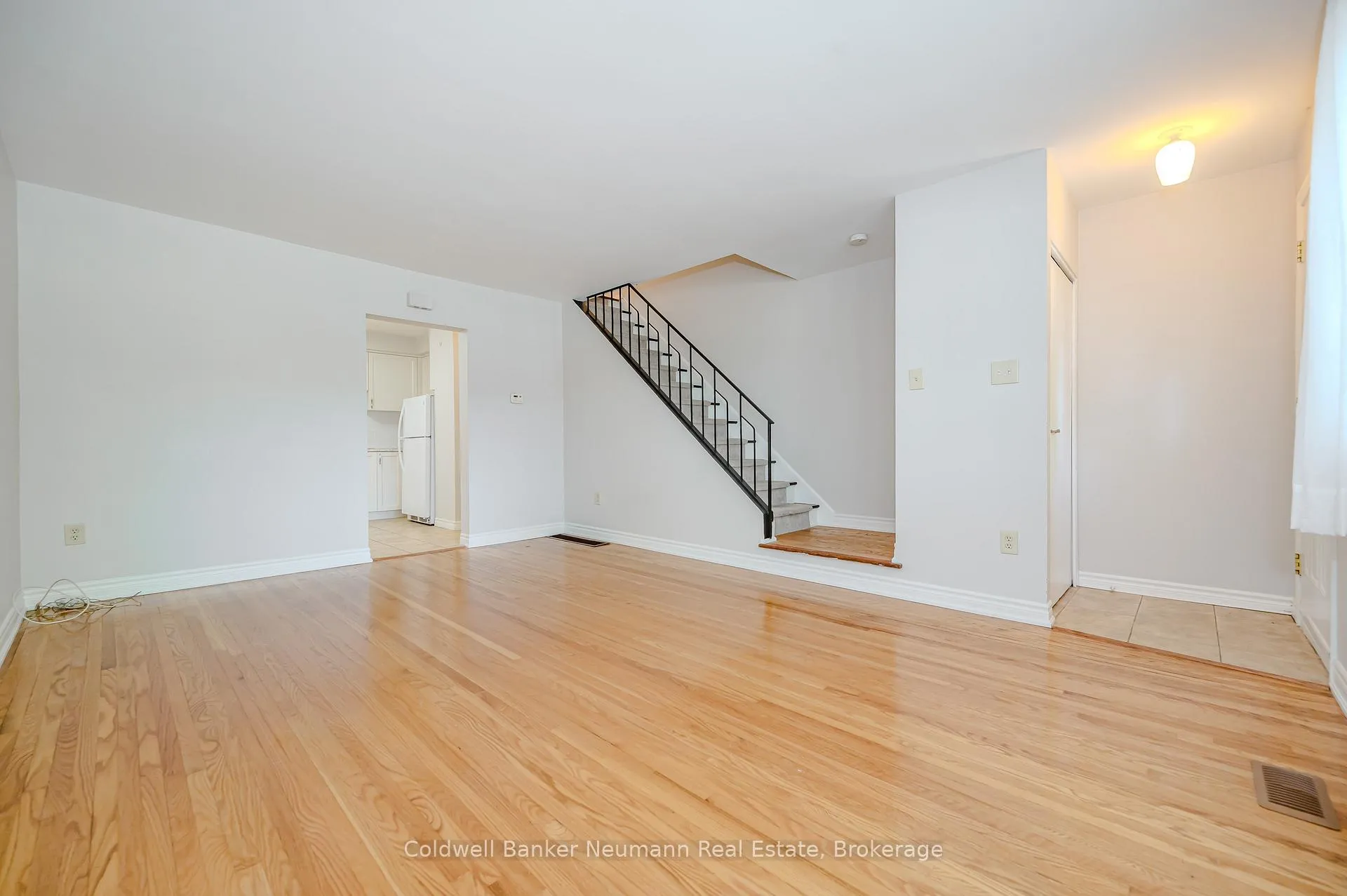 Photo 1 of 144 Princeton Drive, Hamilton, Sherwood — HOMEH