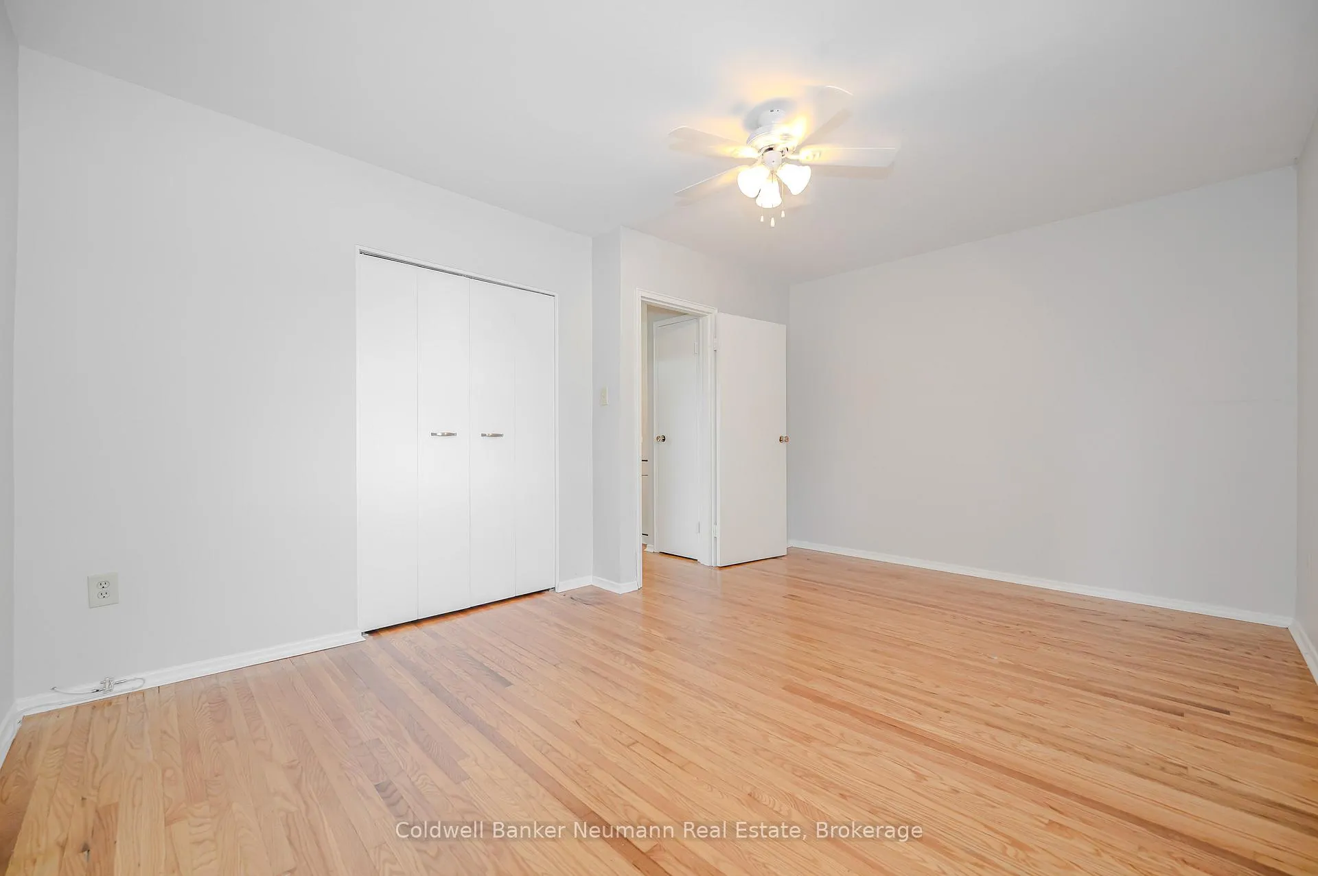 Photo 15 of 144 Princeton Drive, Hamilton, Sherwood — HOMEH