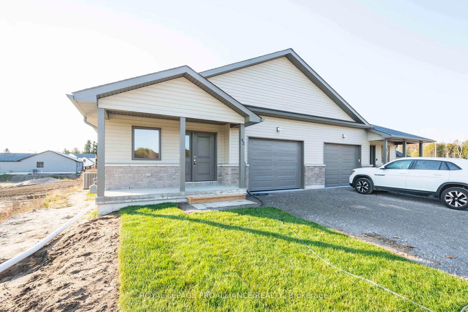 Photo 3 of 43 Mackenzie John Cres, Brighton — HOMEH