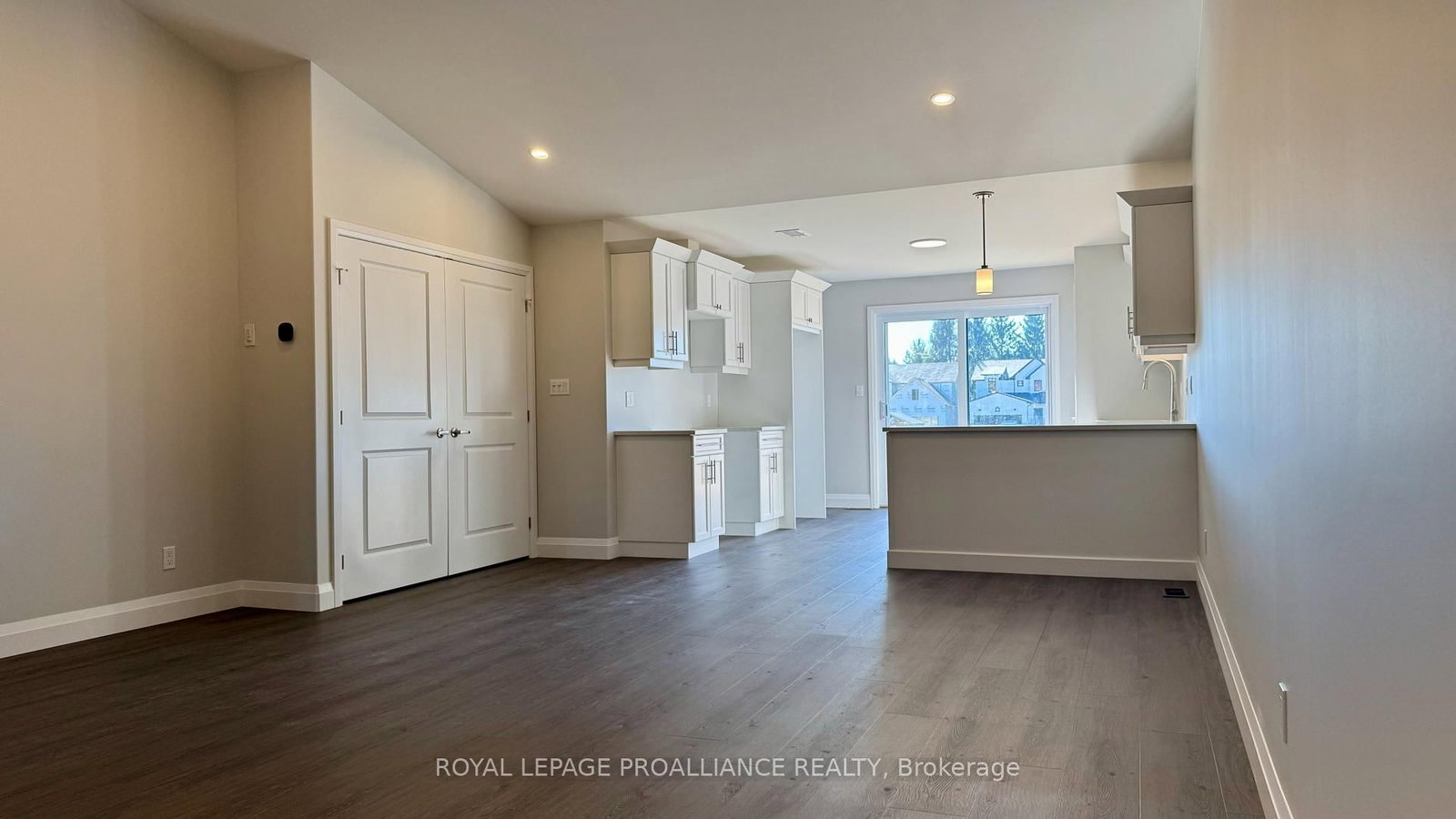 Photo 8 of 43 Mackenzie John Cres, Brighton — HOMEH