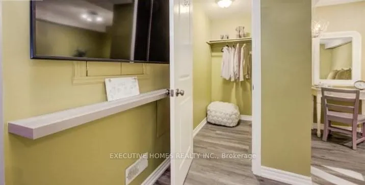 Photo 8 of Unit 13A, 55 Mooregate Crescent, Kitchener — HOMEH