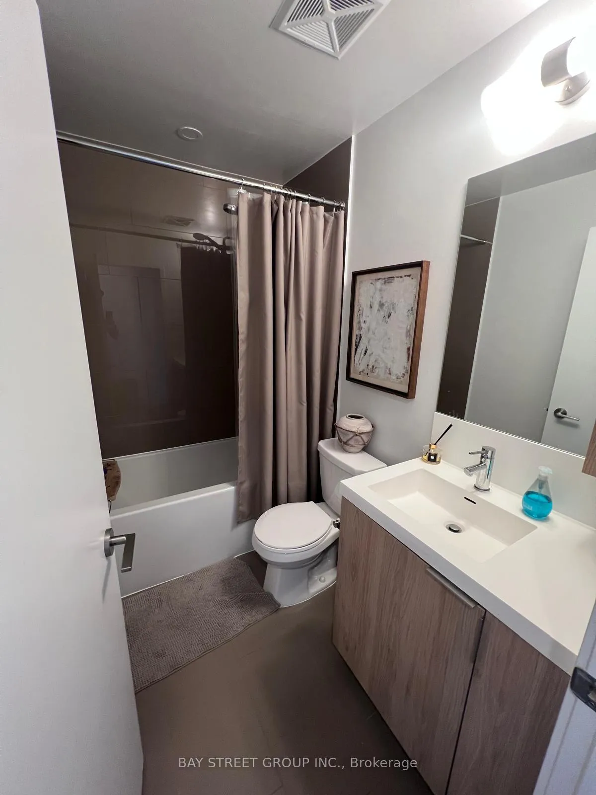 Photo 4 of Unit 2808, 225 sumach Street, Toronto, Regent Park — HOMEH