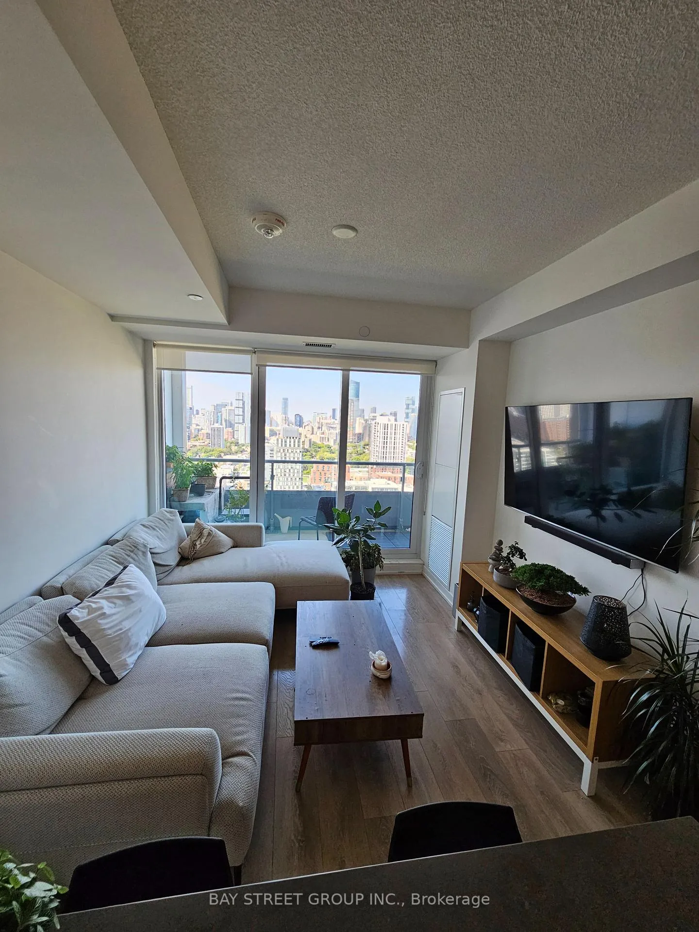 Photo 6 of Unit 2808, 225 sumach Street, Toronto, Regent Park — HOMEH