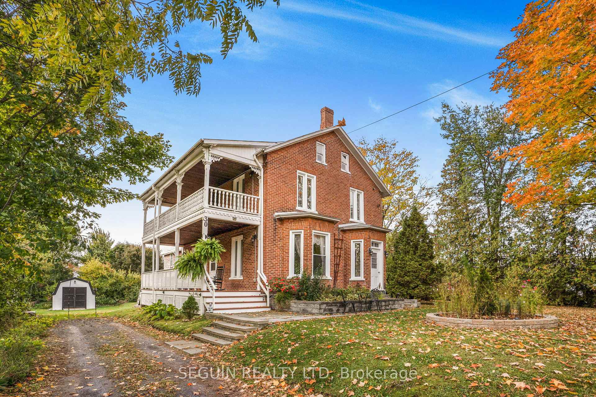 Front of 30 Fraser Street