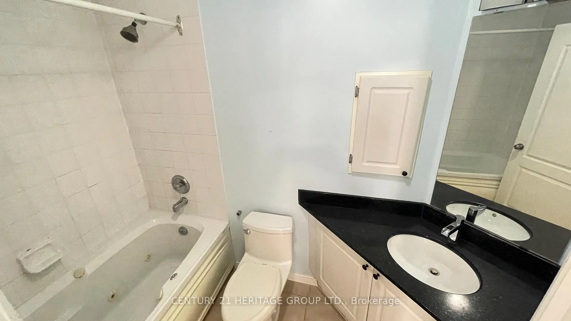 Photo 10 of Unit 507, 555 Yonge Street, Toronto, Church-Yonge Corridor — HOMEH