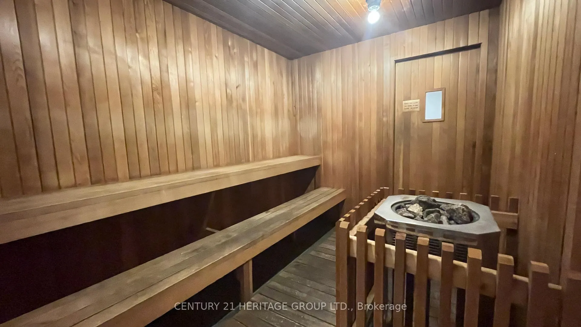 Photo 14 of Unit 507, 555 Yonge Street, Toronto, Church-Yonge Corridor — HOMEH