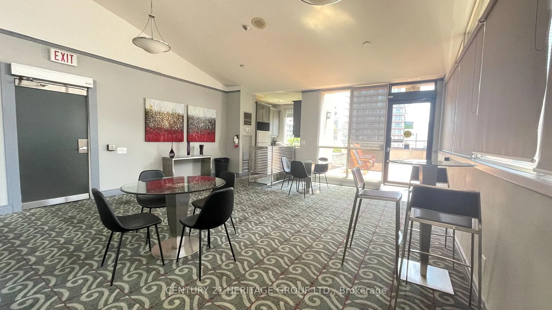 Photo 16 of Unit 507, 555 Yonge Street, Toronto, Church-Yonge Corridor — HOMEH