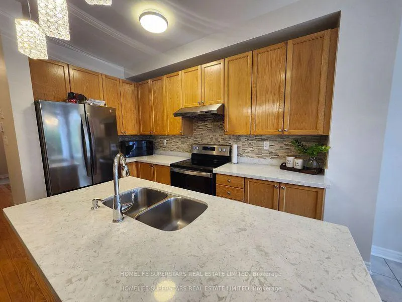 Photo 15 of 13 Rocky Point Crescent, Brampton, Madoc — HOMEH