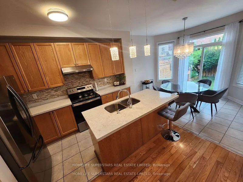 Photo 16 of 13 Rocky Point Crescent, Brampton, Madoc — HOMEH