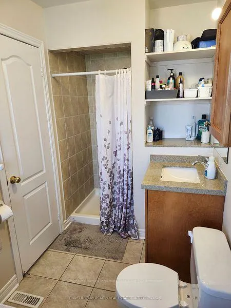 Photo 21 of 13 Rocky Point Crescent, Brampton, Madoc — HOMEH