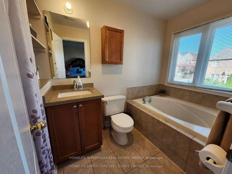 Photo 22 of 13 Rocky Point Crescent, Brampton, Madoc — HOMEH