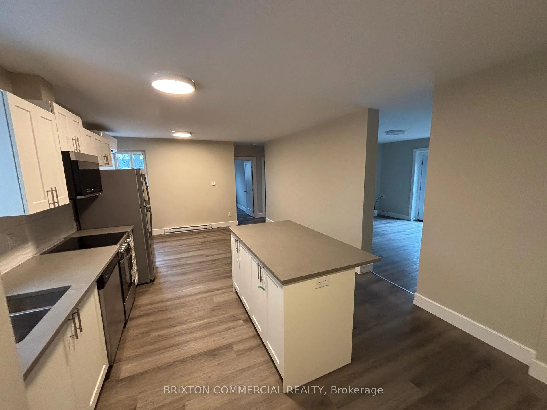 Photo 3 of Unit 10, 586 Victoria Street S, Kitchener — HOMEH