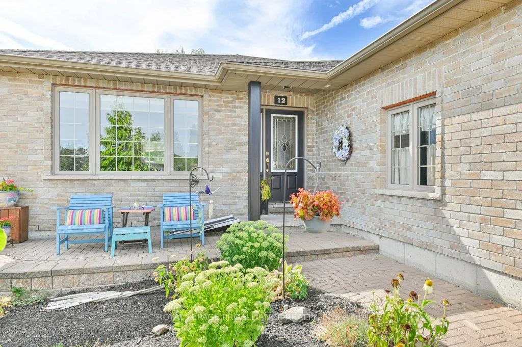 Photo 5 of 12 Stonegate Crescent, Quinte West, Frankford Ward — HOMEH