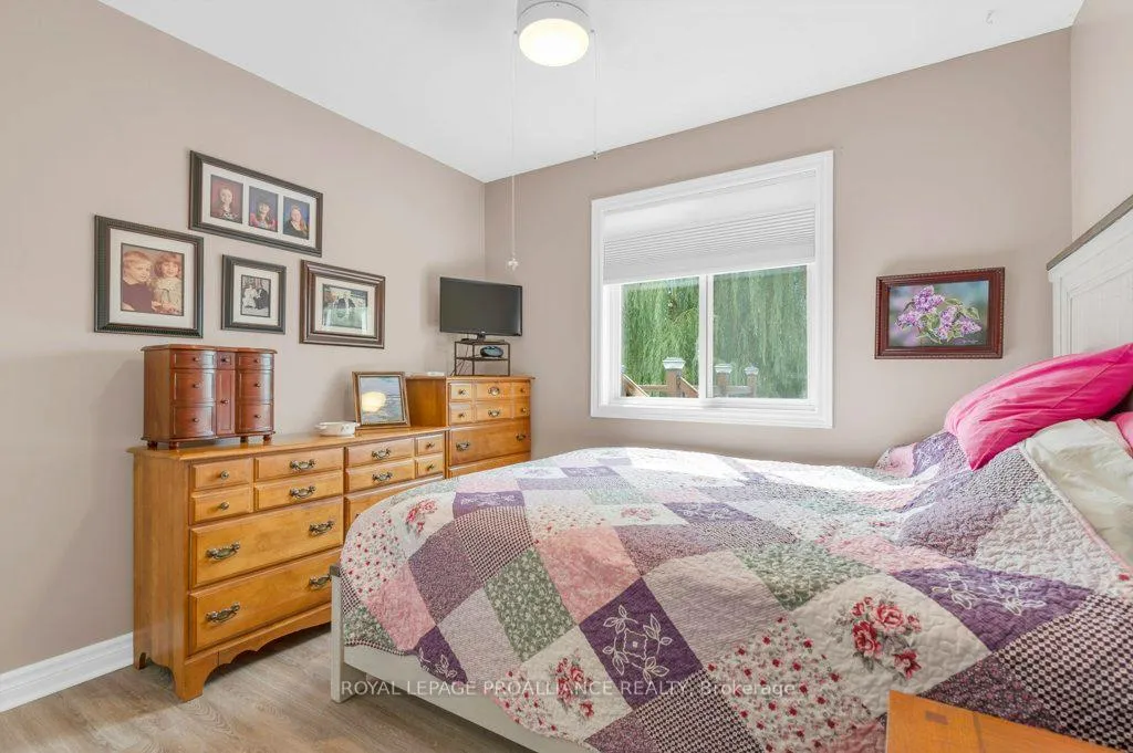 Photo 18 of 12 Stonegate Crescent, Quinte West, Frankford Ward — HOMEH