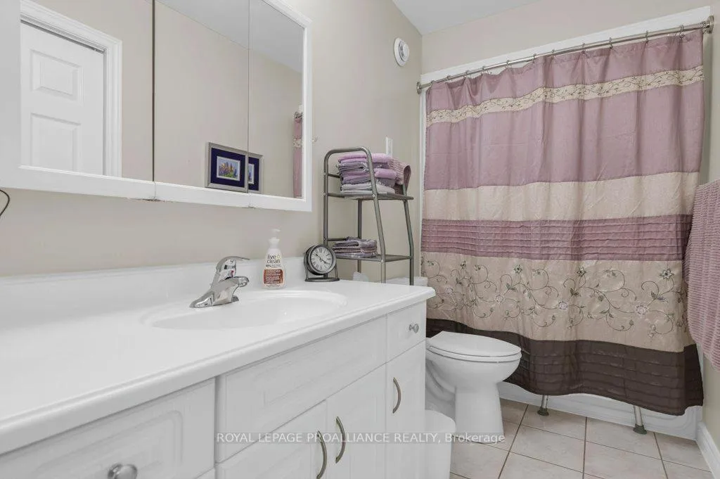 Photo 19 of 12 Stonegate Crescent, Quinte West, Frankford Ward — HOMEH