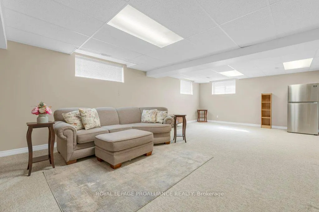 Photo 25 of 12 Stonegate Crescent, Quinte West, Frankford Ward — HOMEH