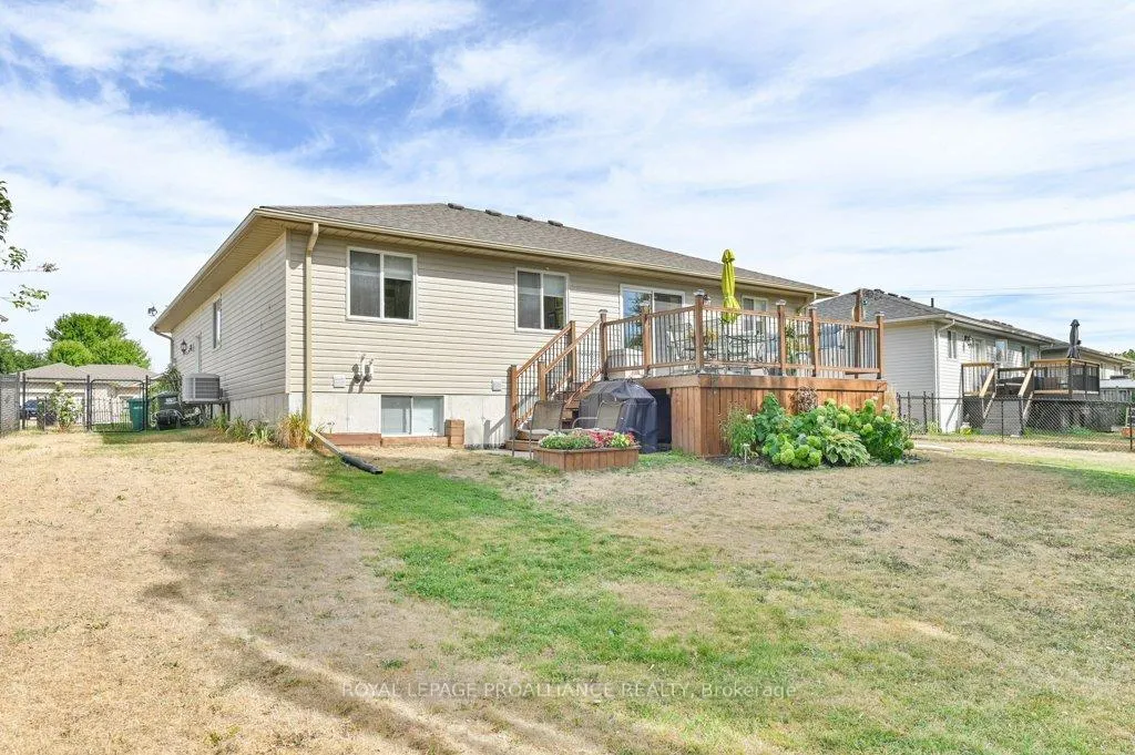 Photo 31 of 12 Stonegate Crescent, Quinte West, Frankford Ward — HOMEH