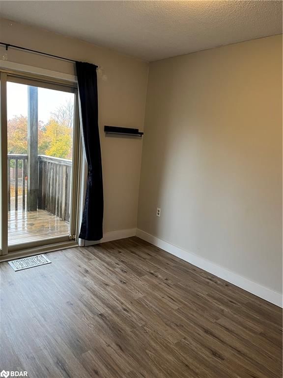 Photo 3 of Unit 8, 3 Sawmill Road, Barrie, Ardagh — HOMEH