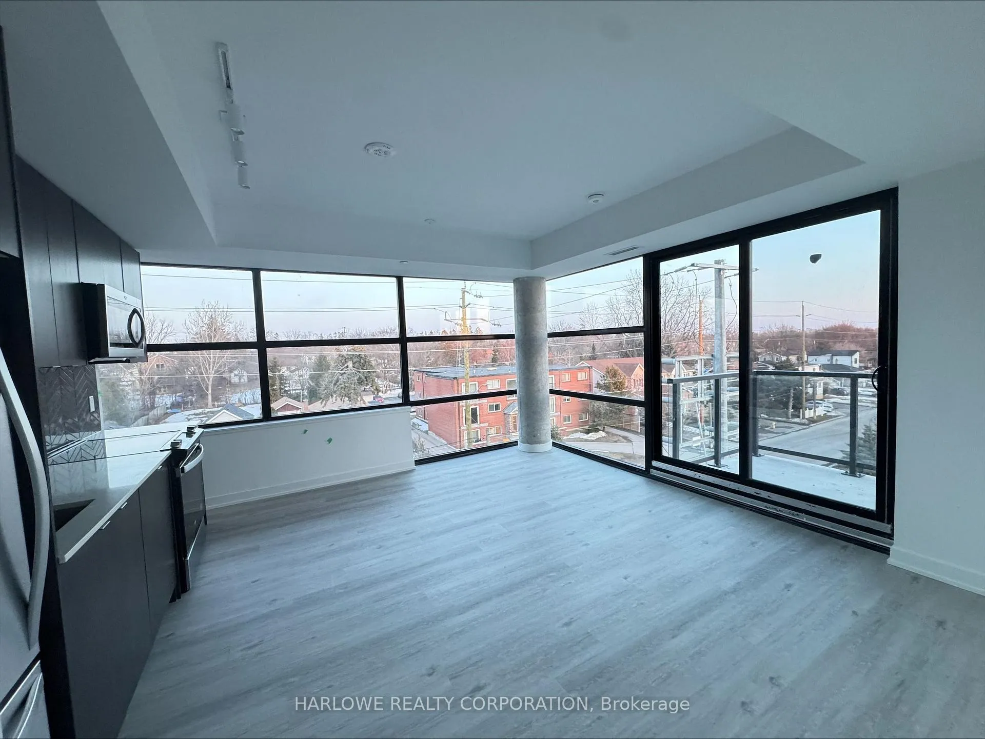 Photo 3 of Unit 431 D, 1614 Charles Street, Whitby, Port Whitby — HOMEH