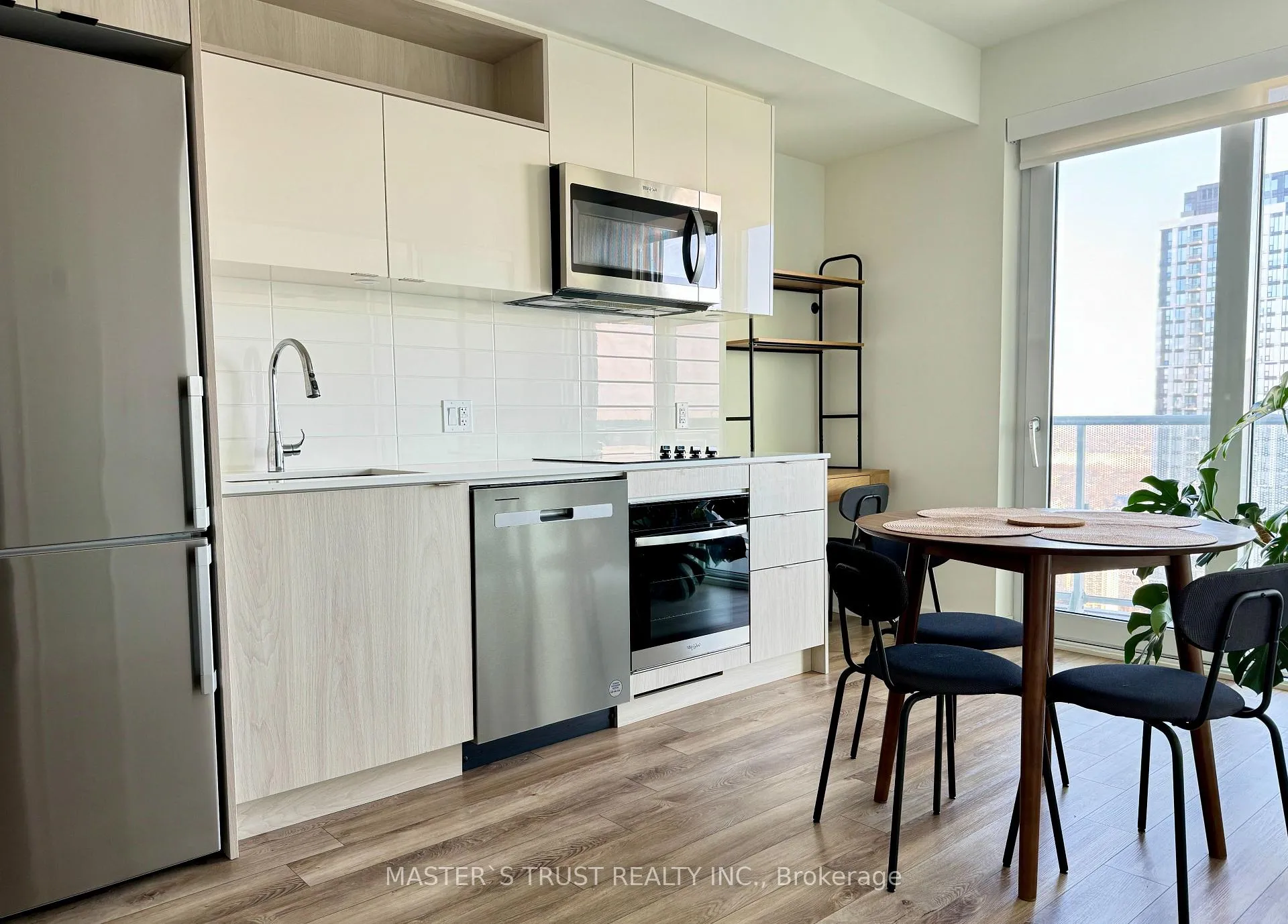 Front of Unit 3705, 100 Dalhousie Street