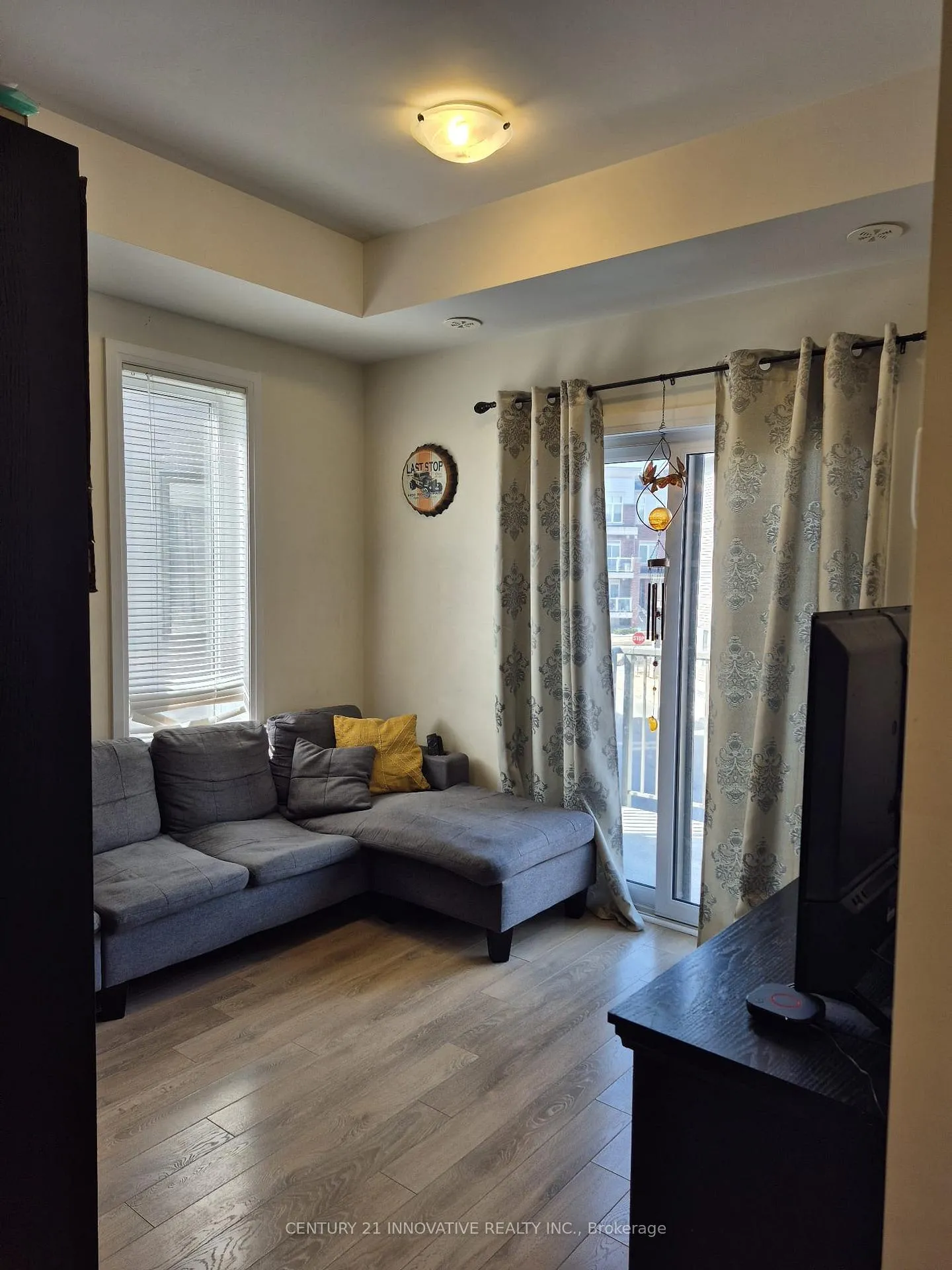 Photo 5 of Unit 611, 2635 William Jackson Drive, Pickering, Duffin Heights — HOMEH