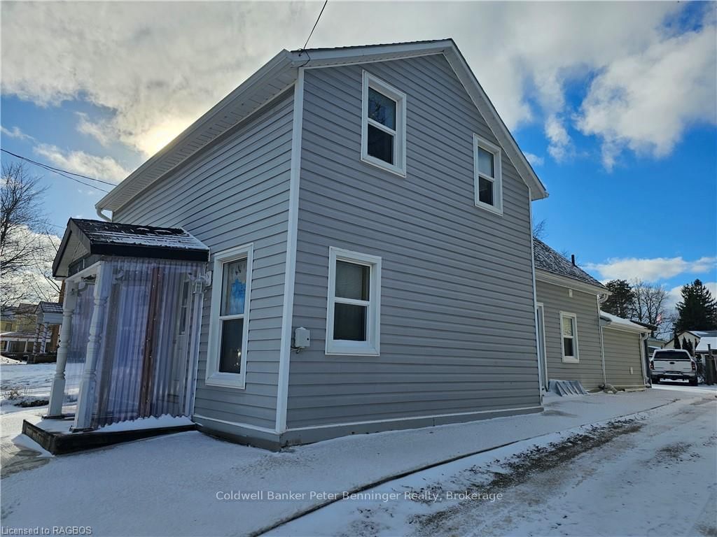 Photo 1 of 242 QUEEN St S, Arran-Elderslie — HOMEH
