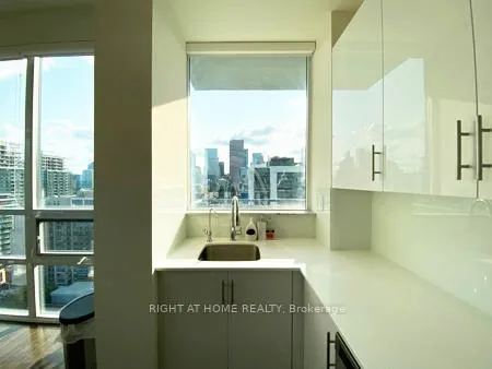 Photo 6 of Unit PH109, 460 Adelaide Street E, Toronto, Moss Park — HOMEH