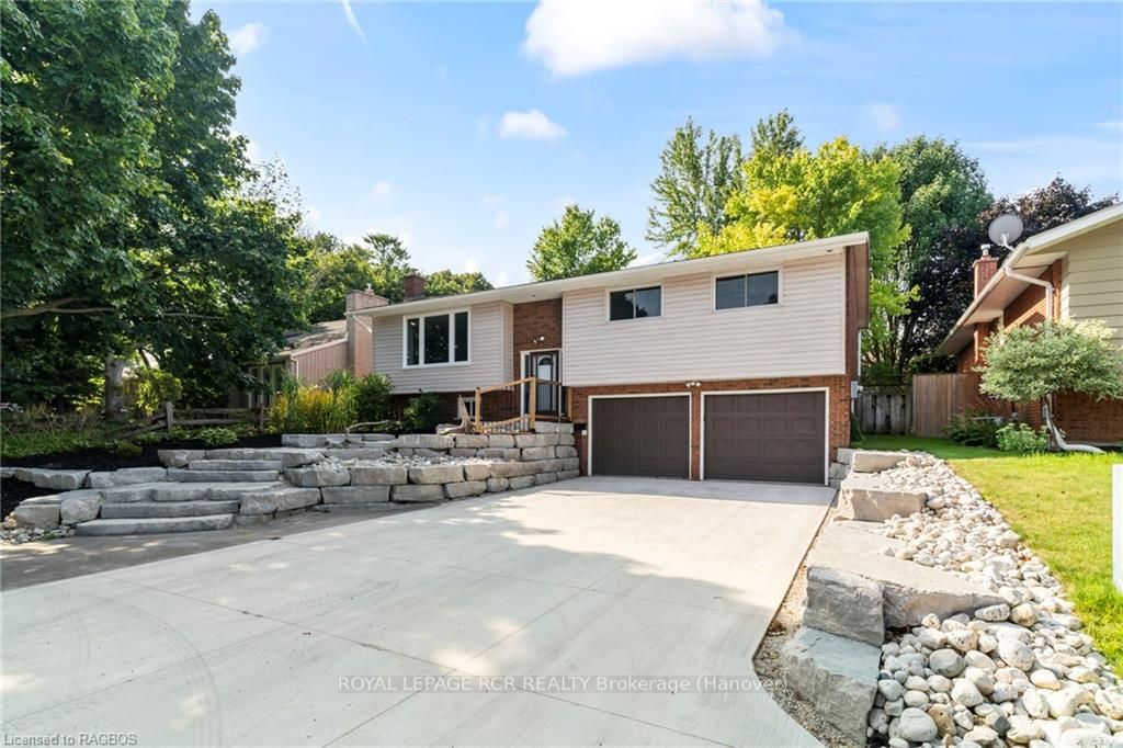 Photo 1 of 77 3RD St, Hanover — HOMEH