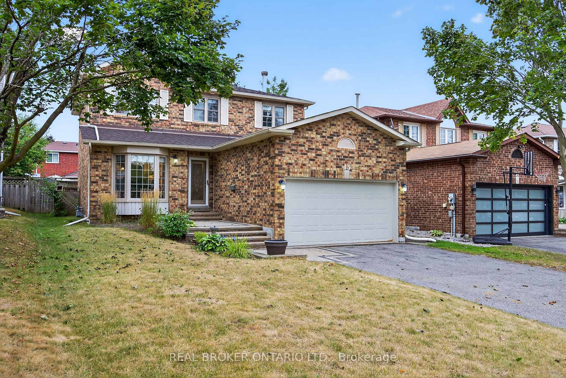 Photo 1 of 13 Balliston Road, Barrie, West Bayfield — HOMEH